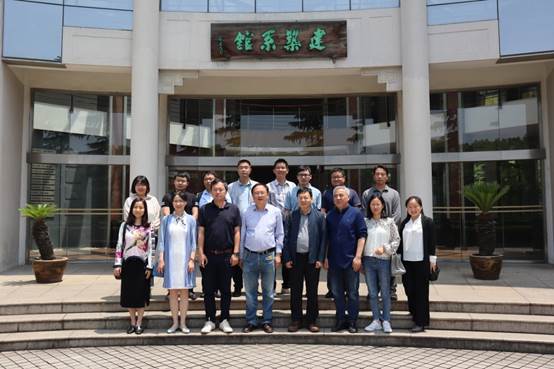 说明:C:\Users\Administrator\Desktop\IMG_0306.JPG